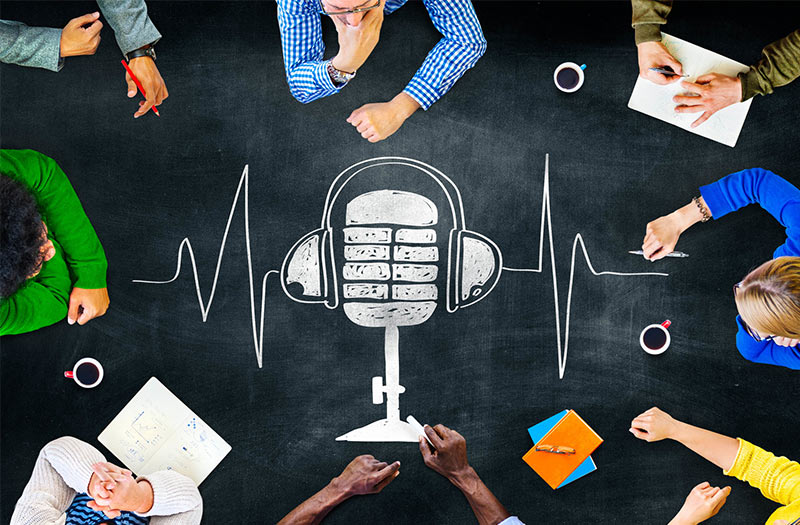 Radio étudiants casque micro craie tableau methode pedagogique